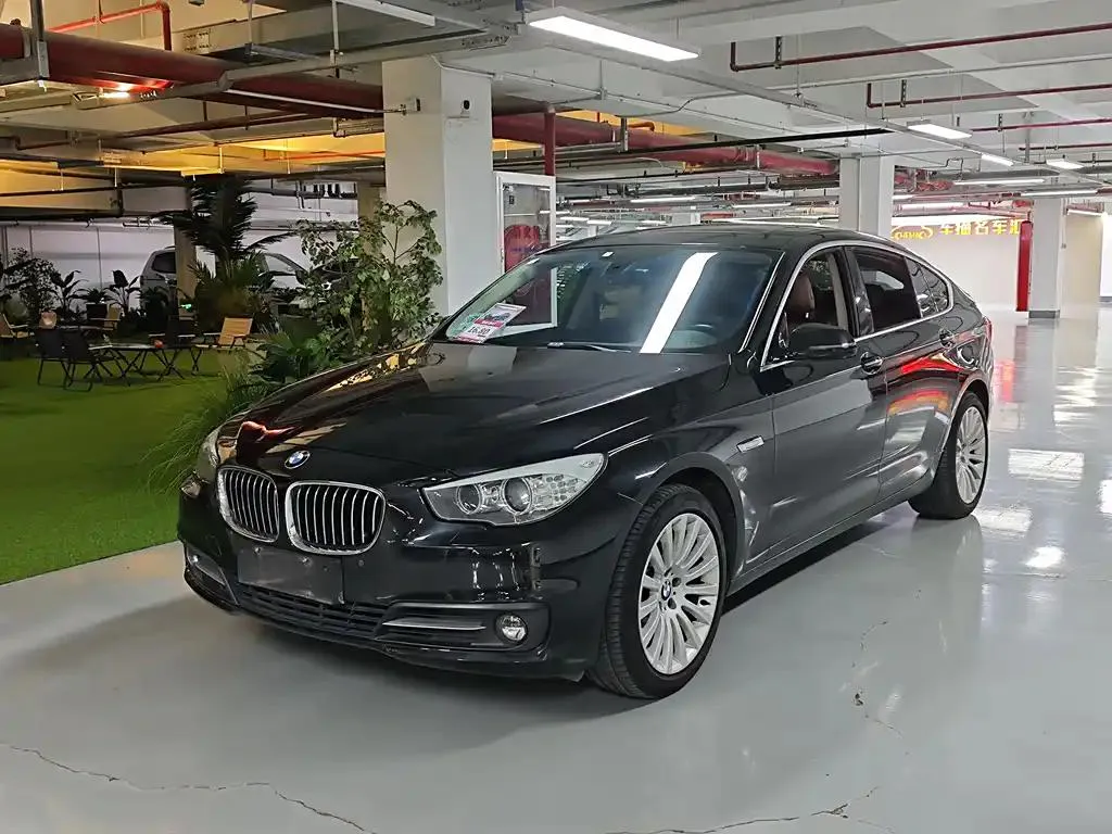 BMW 5 Series 5 Series GT 2015 535i Leading Edition — photo 1