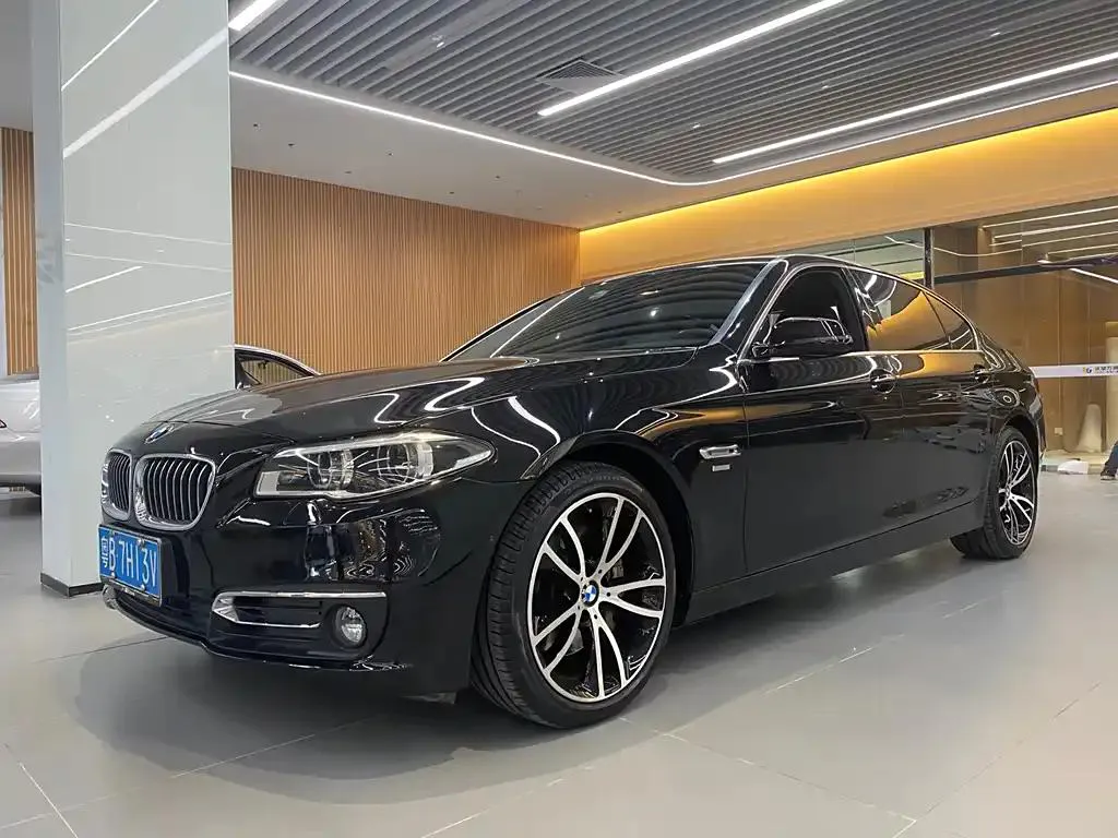 BMW 5 Series 5 Series 2014 535Li Executive Luxury Design Package — photo 1