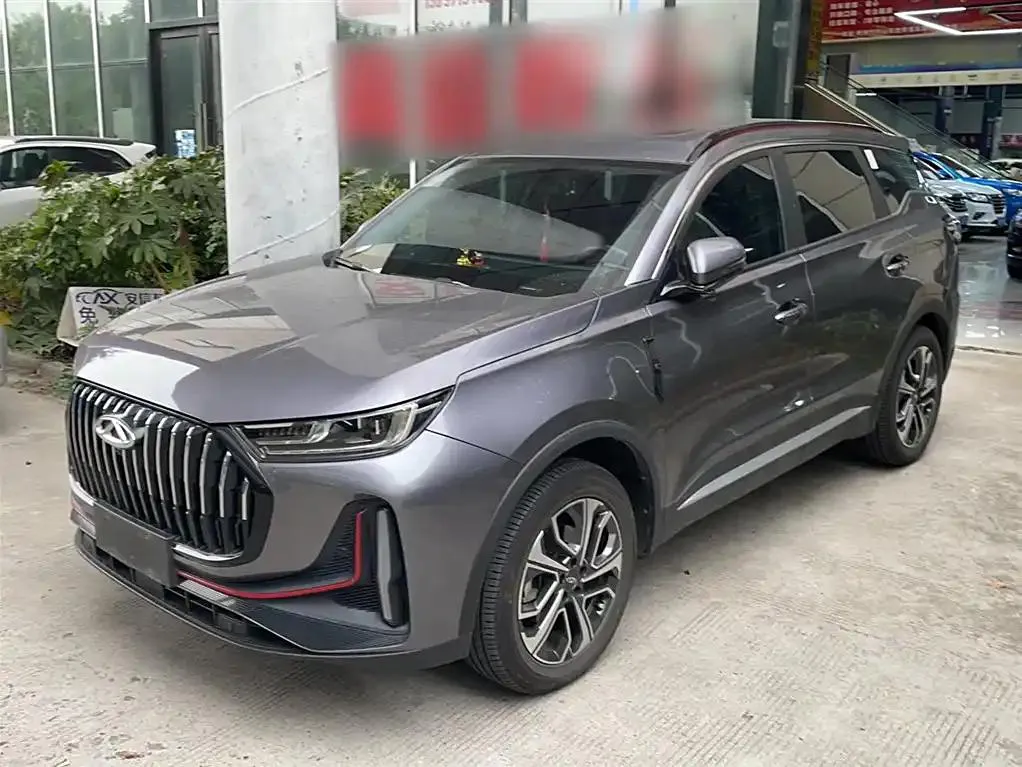 Chery Chery Tiggo 7 — Gris argenté