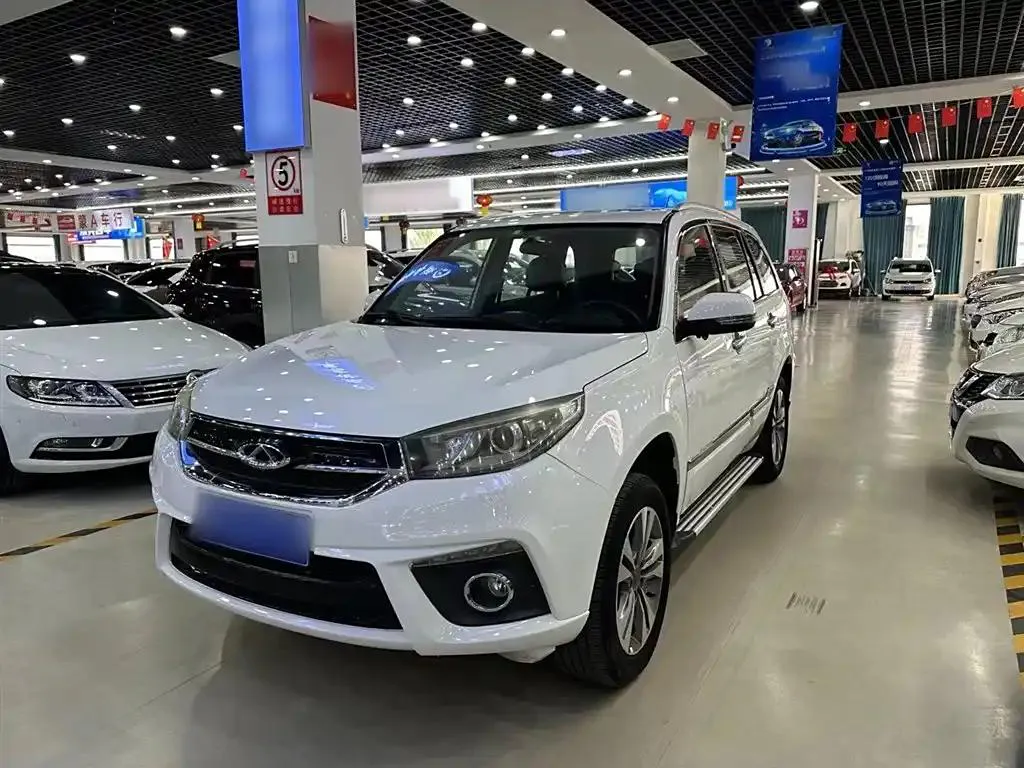 Chery Tiggo 3 Tiggo 3 2015 1.6L Manual Smart Sport Edition — photo 1