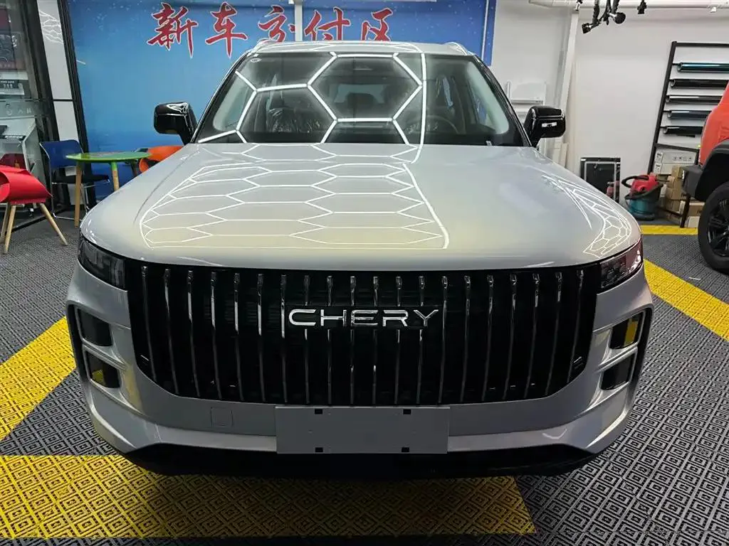Chery Chery Explore 06 — Silver Gray