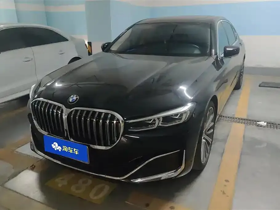 BMW BMW 7 Series — Preto