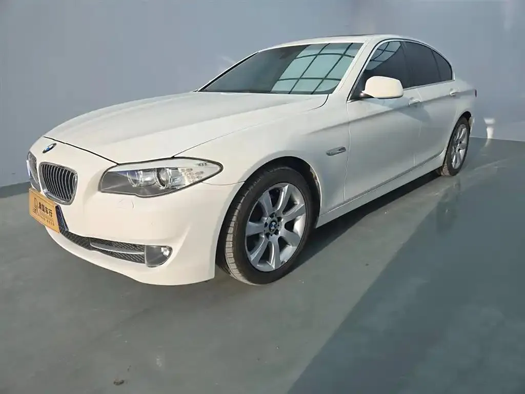 BMW 5 Series 5 Series (Imported) 2012 528i xDrive Luxury — photo 1