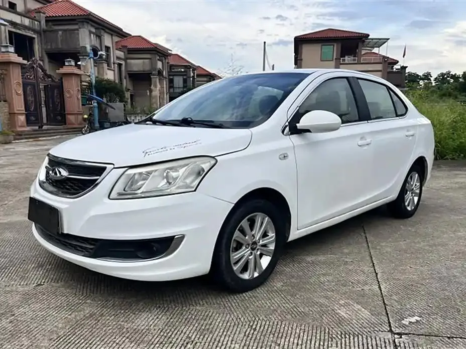 Chery Chery E3 — أبيض