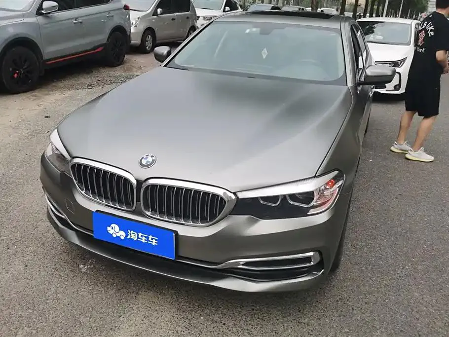 BMW 5 Series 5 Series 2019 facelift 530Li xDrive Luxury Package — photo 1