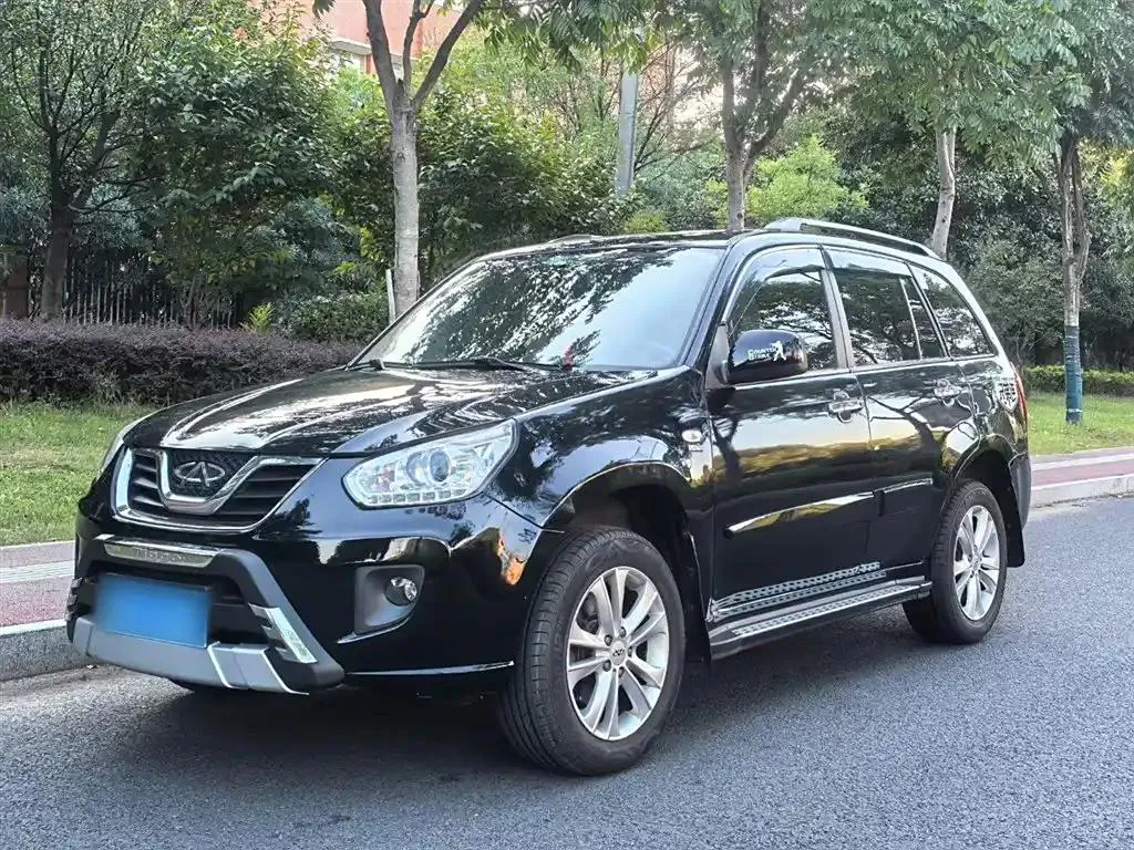 Chery Chery Tiggo — Black