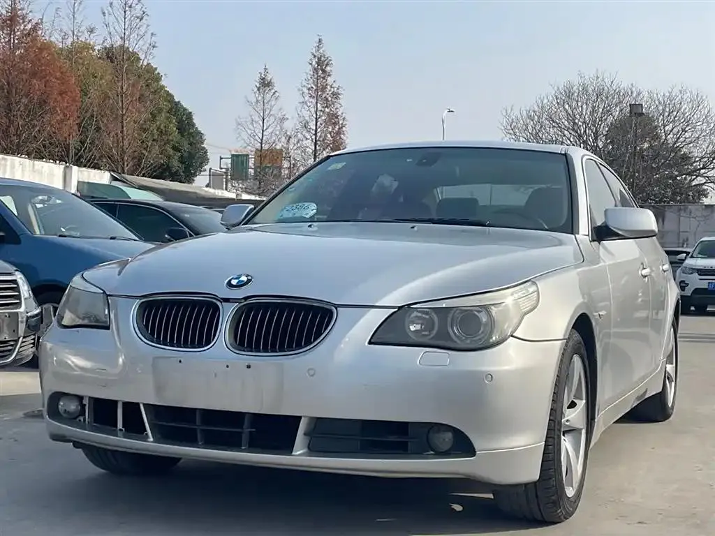 BMW 5 Series 5 Series 2005 530i — photo 1