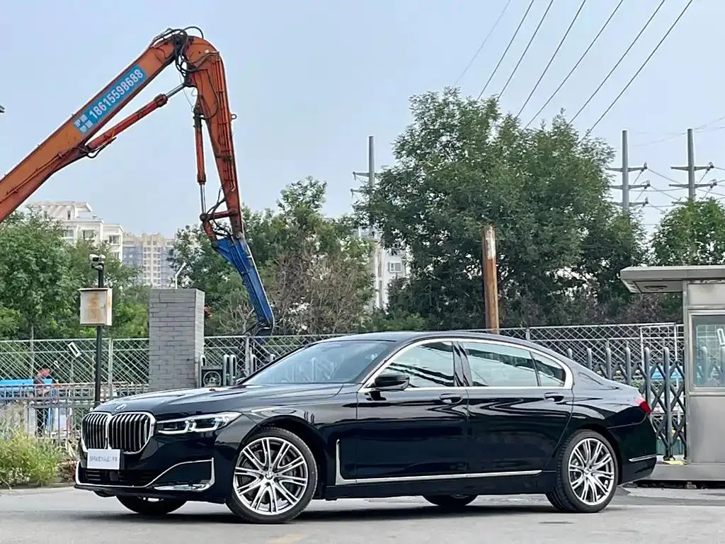 BMW BMW 7 Series — Negro