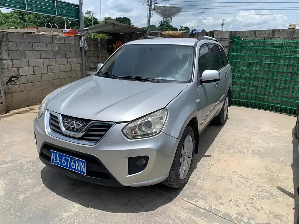Chery Chery Tiggo — Silver Gray