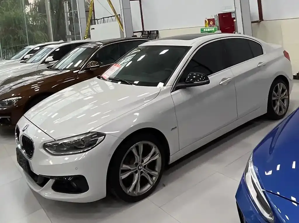 BMW 1 Series 1 Series 2017 125i Sports — photo 1