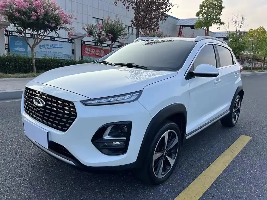 Chery Tiggo 3x Tiggo 3x 2021 PLUS 1.5L CVT Fun Pine Nut Edition — photo 1