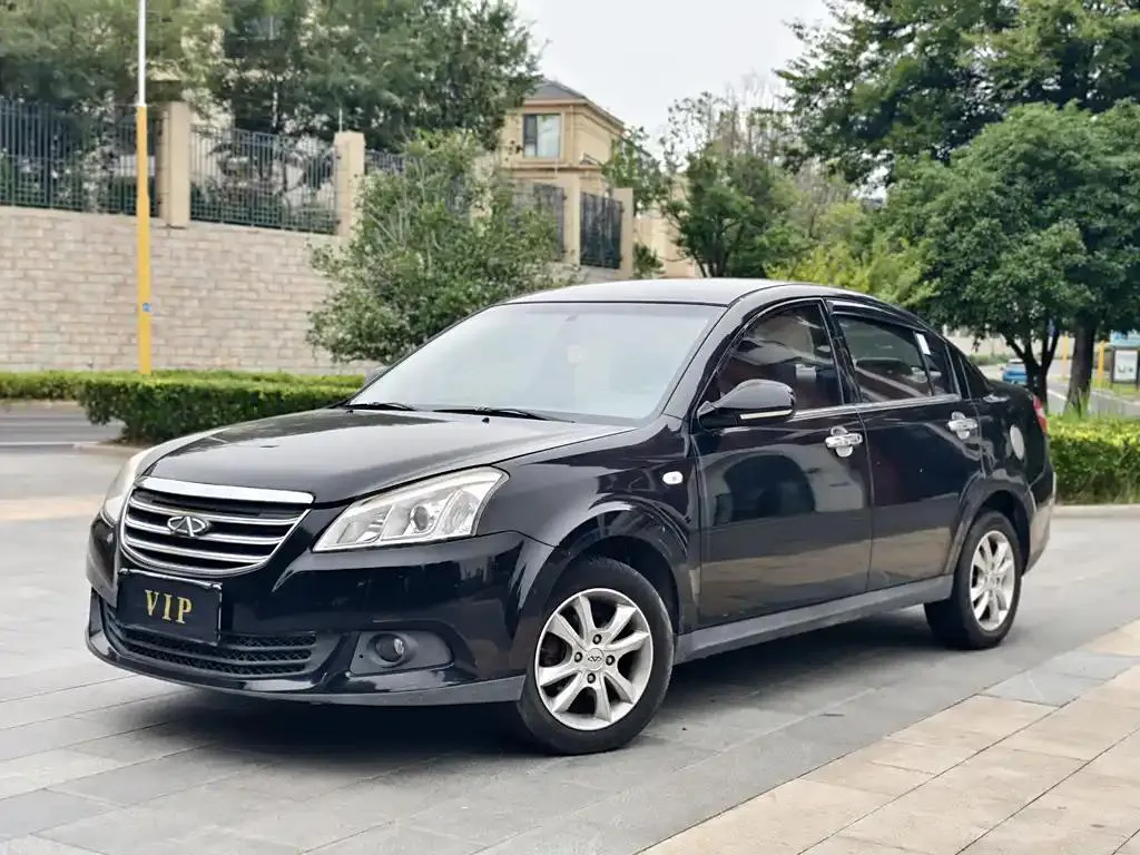 Chery Chery E5 — أسود