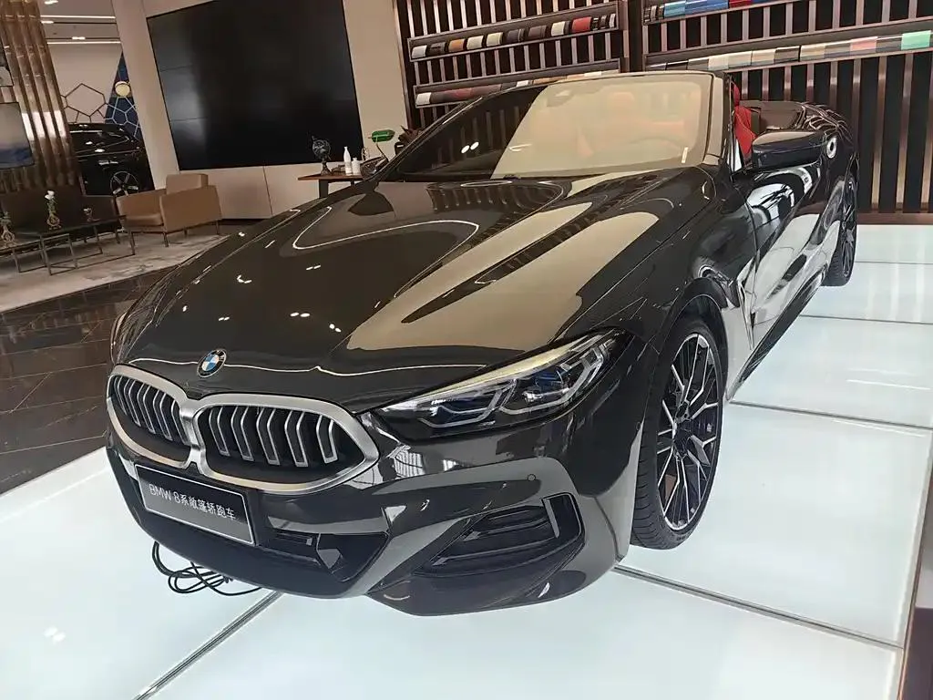 BMW BMW 8 Series — Noir