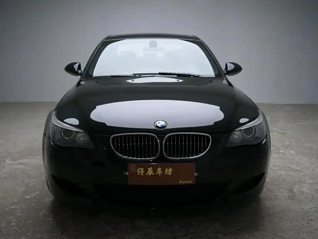 BMW BMW M5 — Negro