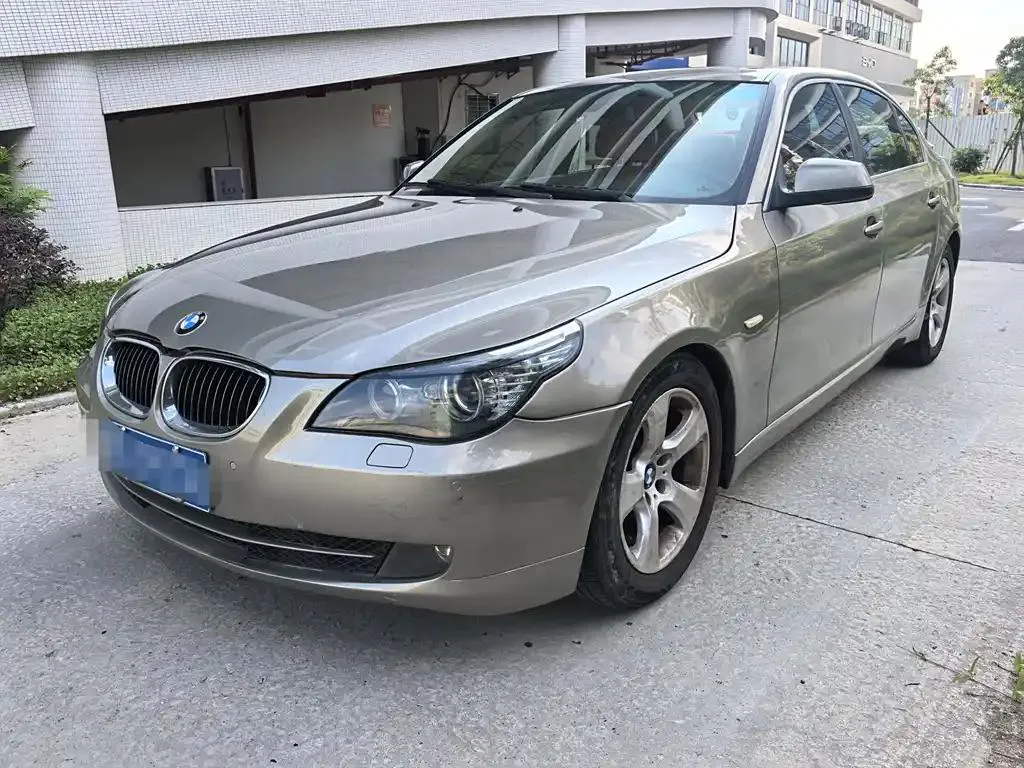 BMW 5 Series 5 Series 2009 523Li Leading Edition — photo 1