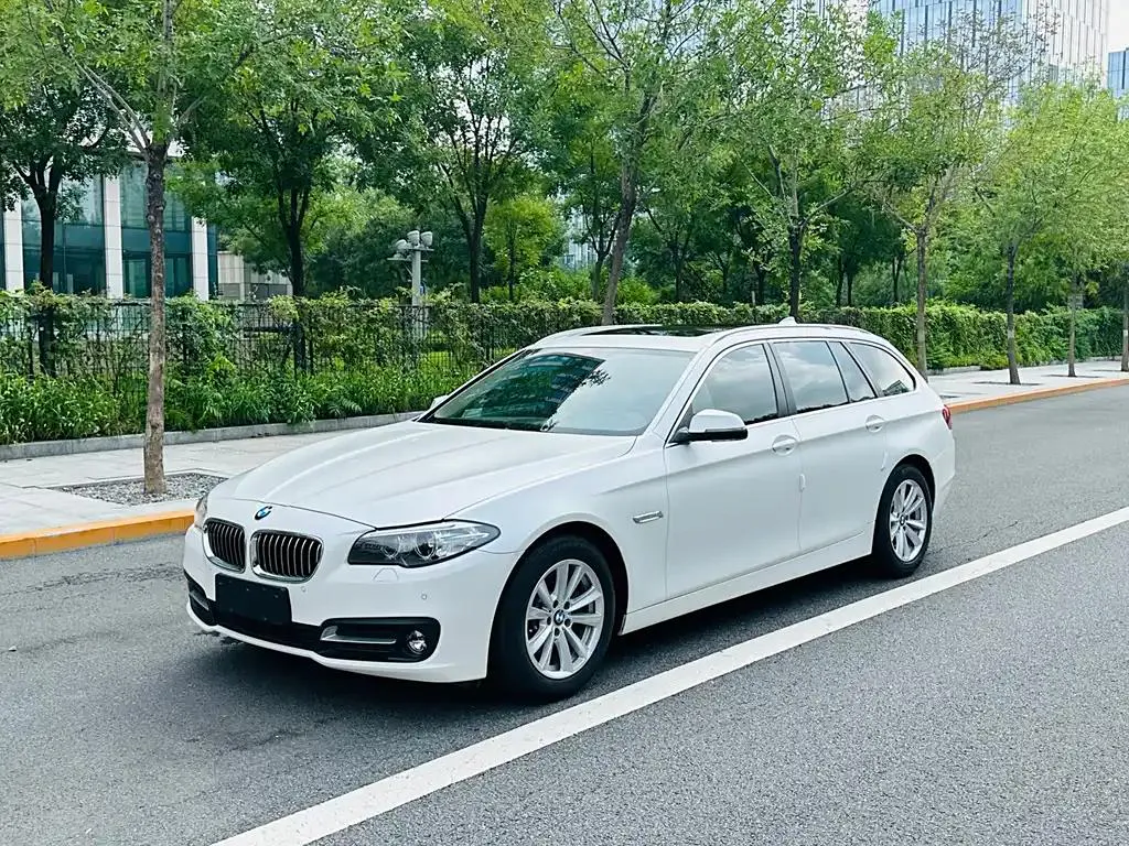BMW 5 Series 5 Series (Imported) 2014 520i Touring — photo 1