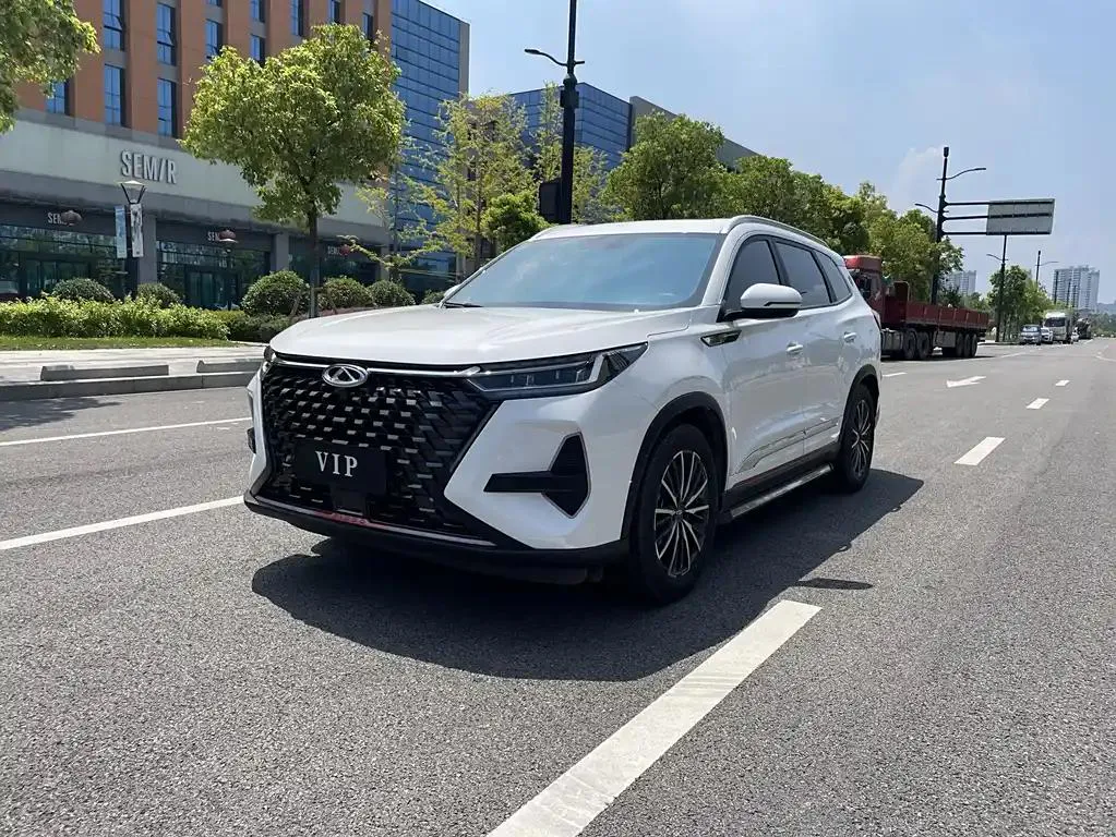 Chery Tiggo 8 Tiggo 8 PRO 2022 390T 2WD Sky Edition 5 Seaters — photo 1
