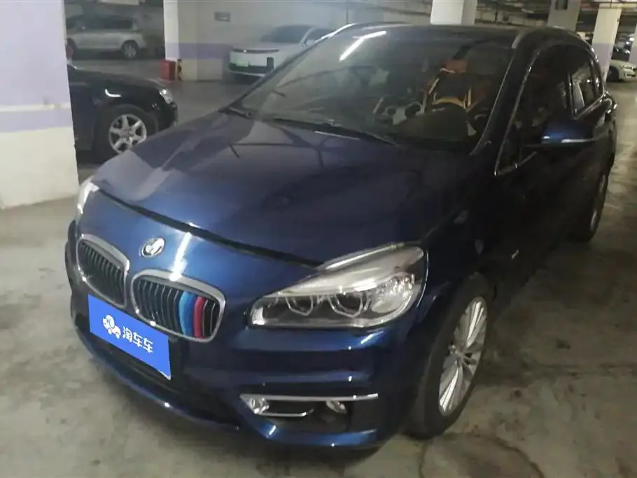 BMW 2 Series 2 Series Active Tourer 2016 220i Luxury Design Package — photo 1