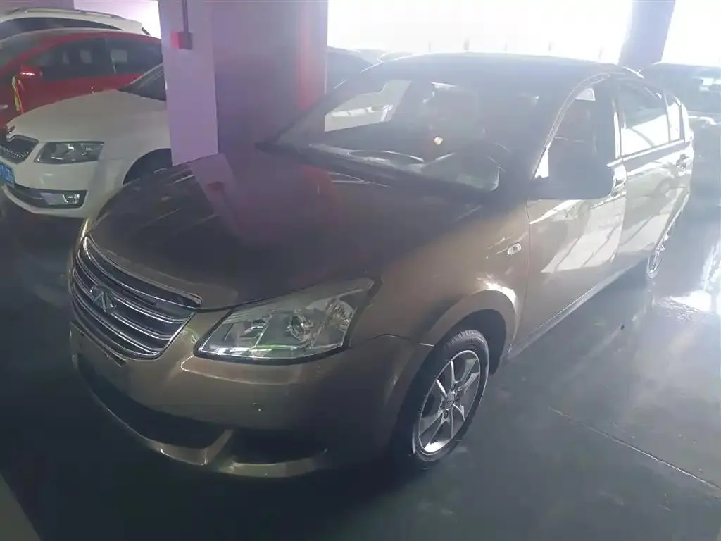Chery E5 E5 2014 1.5L Manual Smart Joy — photo 1