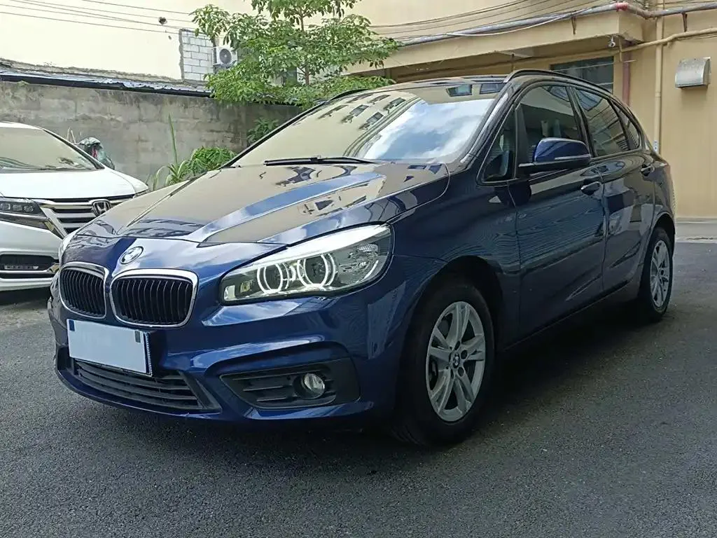 BMW 2 Series 2 Series Active Tourer 2016 218i Leading Edition — photo 1