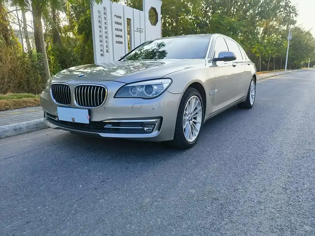 BMW 7 Series 7 Series 2013 740Li Leading Edition — photo 1