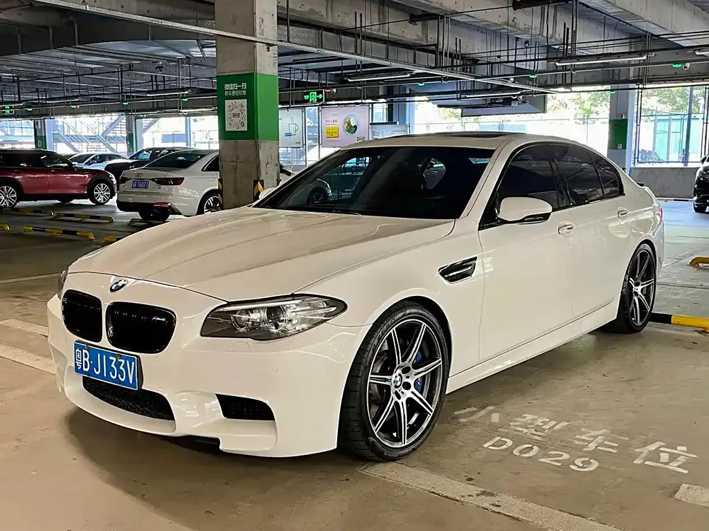 BMW BMW M5 — Blanco