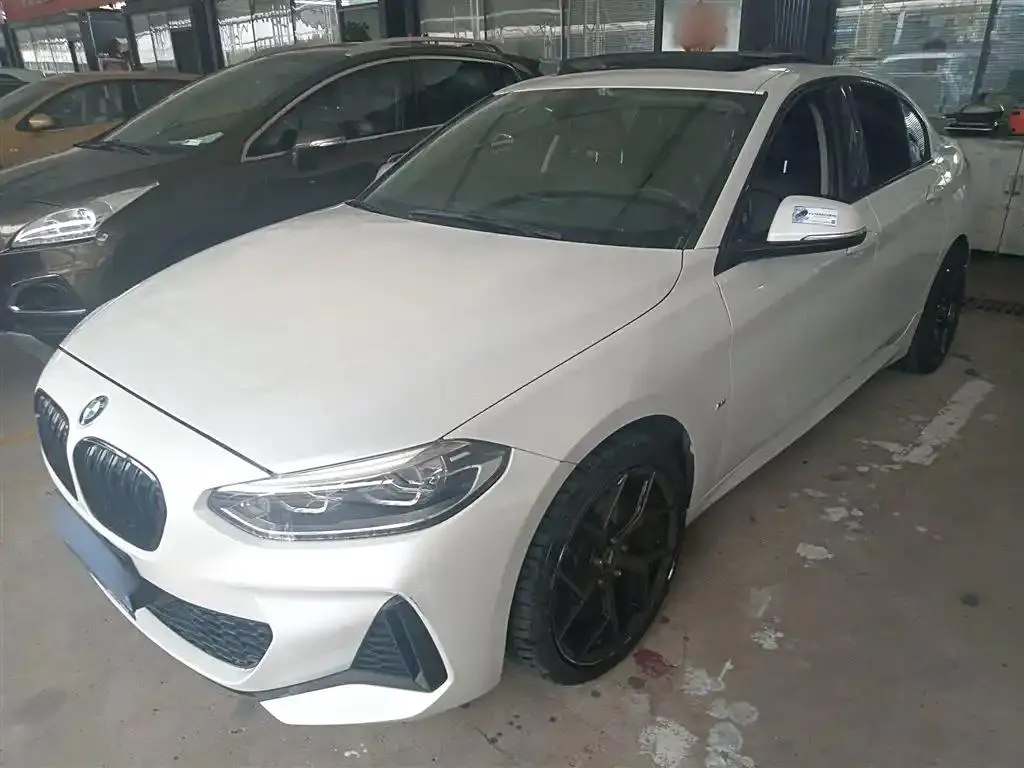 BMW 1 Series 1 Series 2019 120i M Sport Package — photo 1