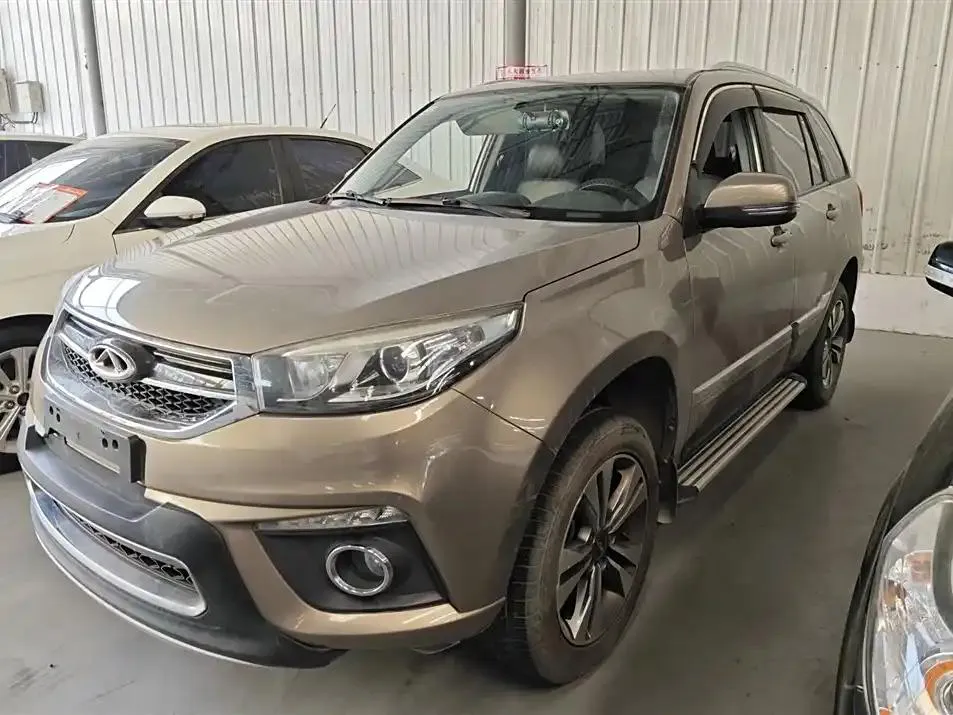Chery Tiggo 3 Tiggo 3 2015 1.6L Manual Zhishang Commemorative Edition — photo 1