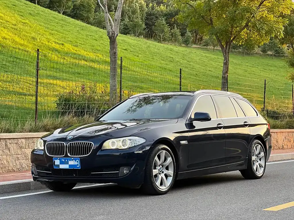 BMW 5 Series 5 Series (Imported) 2013 530i Premium Touring Edition — photo 1
