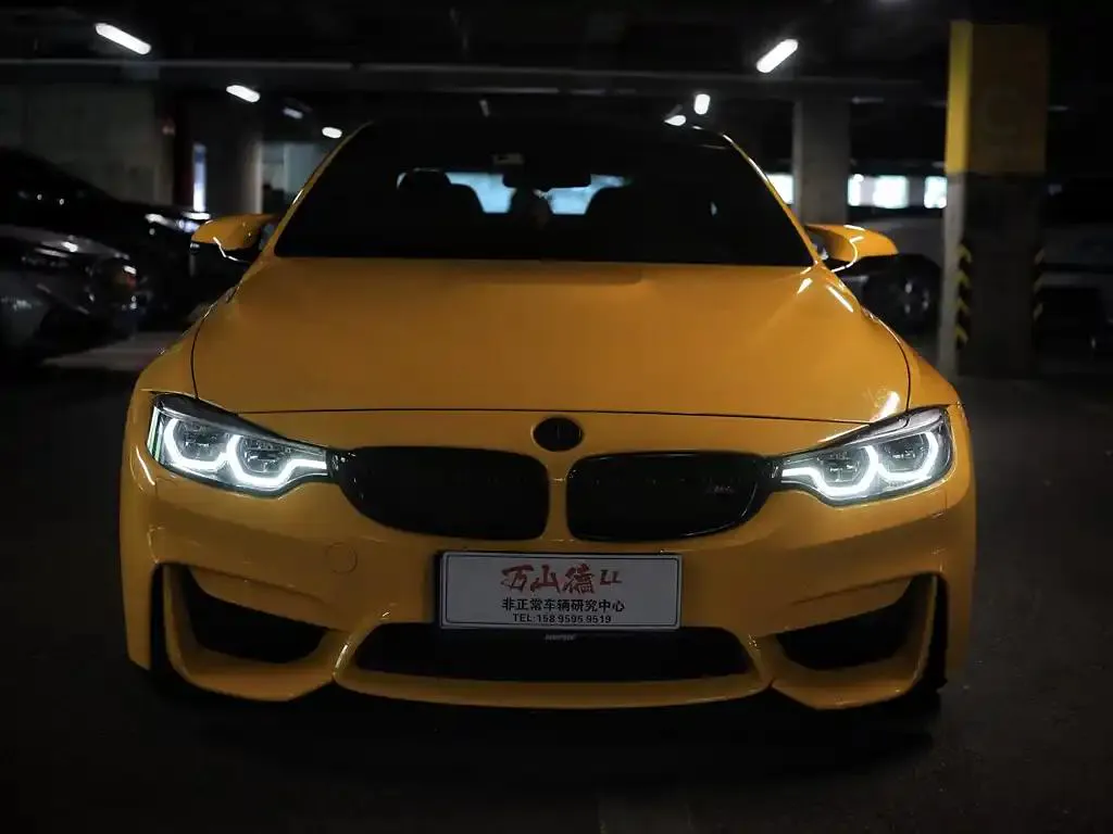 BMW M4 M4 2017 M4 Coupe — photo 1