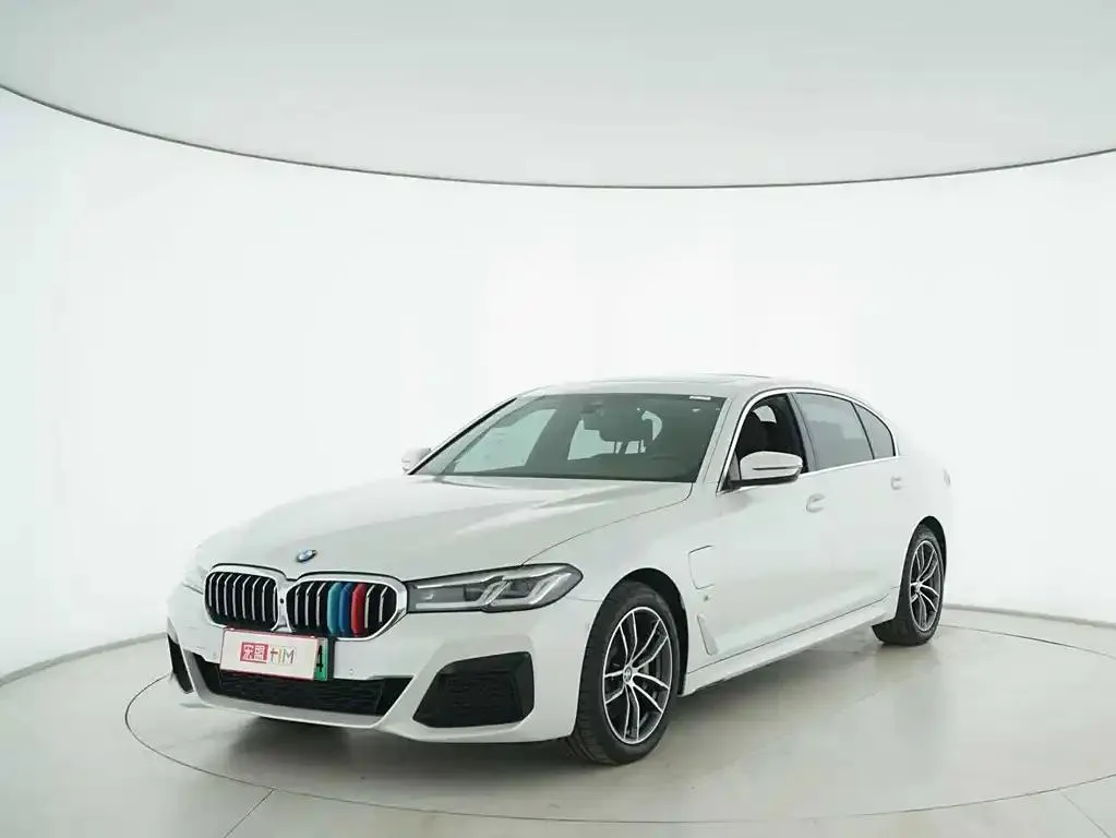 BMW 5 Series 5 Series 2021 535Le M Sport Package — photo 1