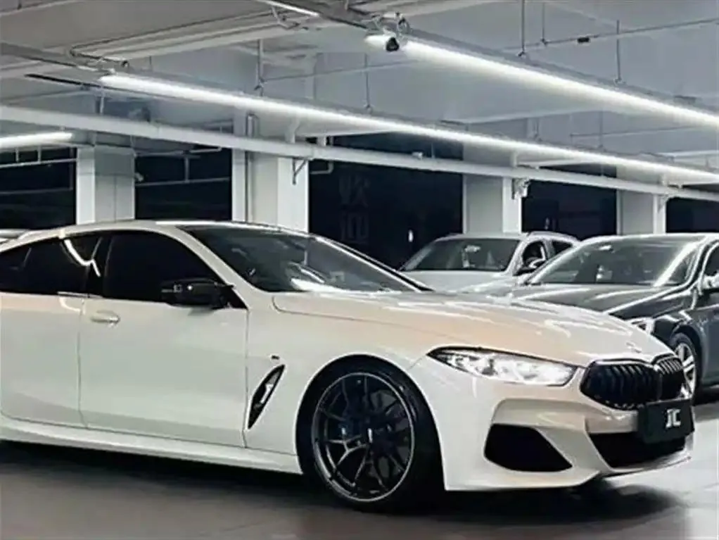 BMW BMW 8 Series — Blanc