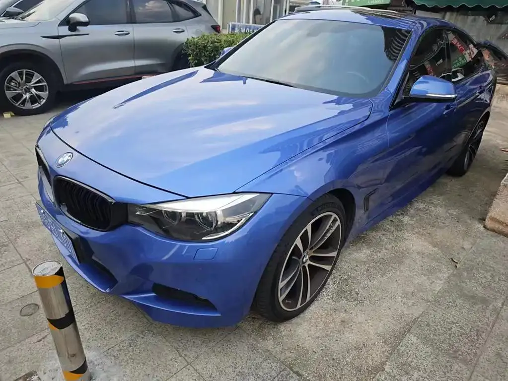 BMW 3 Series 3 Series GT 2017 330i xDrive M Sport — photo 1