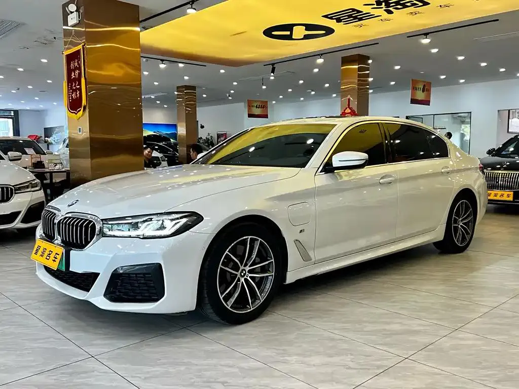 BMW 5 Series 5 Series 2022 535Le M Sport Package — photo 1