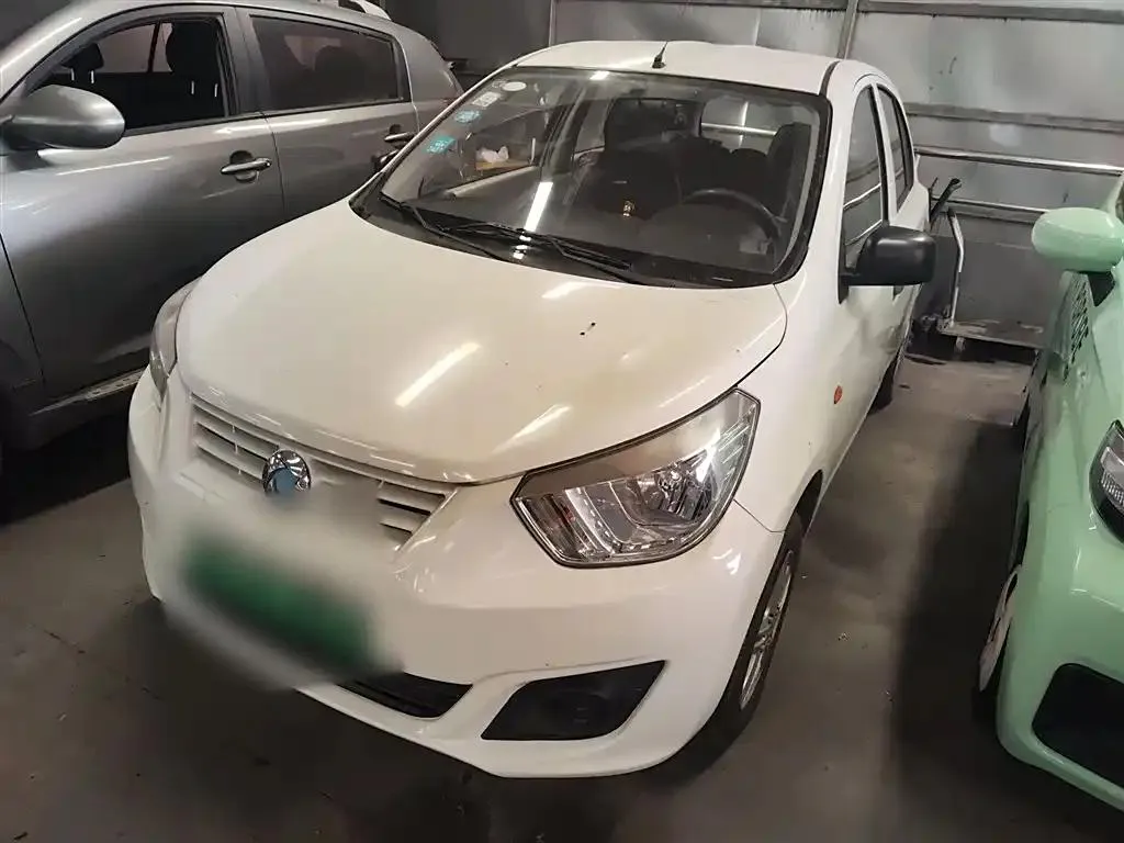 Dongfeng Just For Junfeng ER30 2018 basic model — photo 1