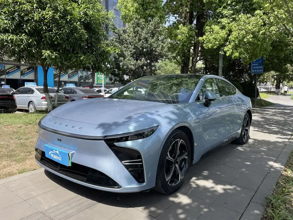 EXEED EXEED Sterra ES — Blue