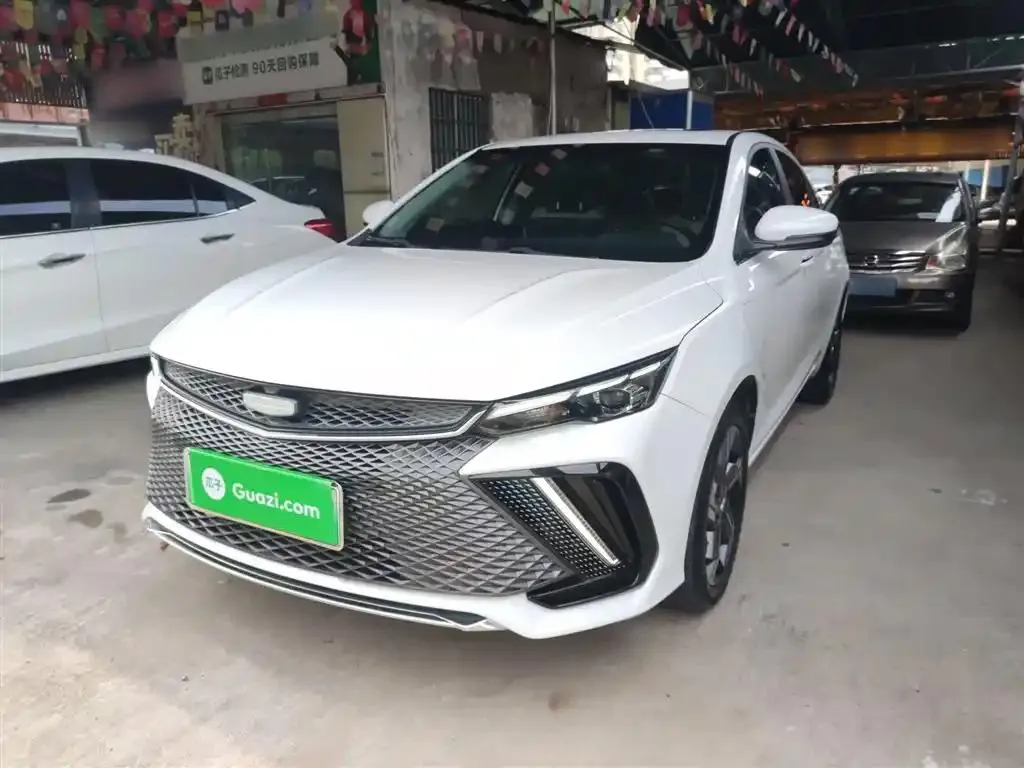 Geely Emgrand L Emgrand L HiP 2022 1.5TD-DHT Pro 100KM Super Fast — photo 1