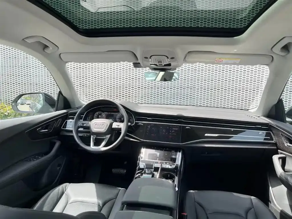 Audi Q8 Q8 2024 55 TFSI Luxury Dynamic Edition — Ver foto 4