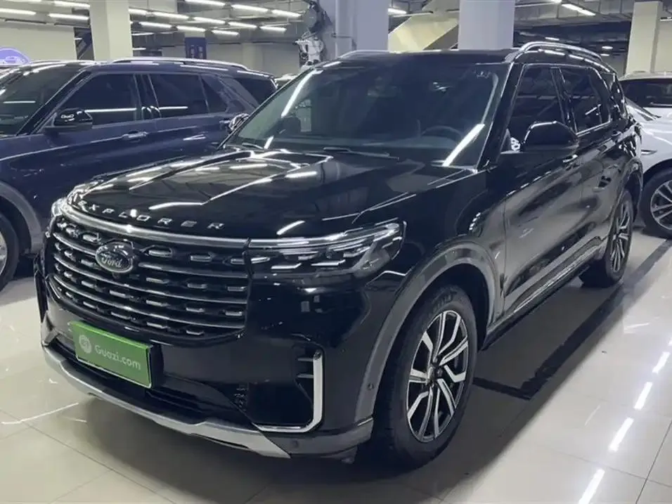 Ford Ford Explorer — Noir
