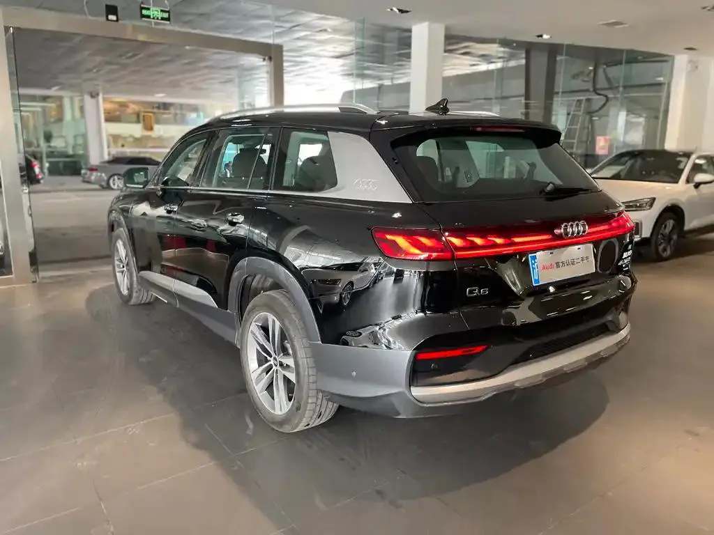 Audi Q6 Q6 2024 45 TFSI quattro Qiyun Yulin Package 7 Seats — Ver foto 5