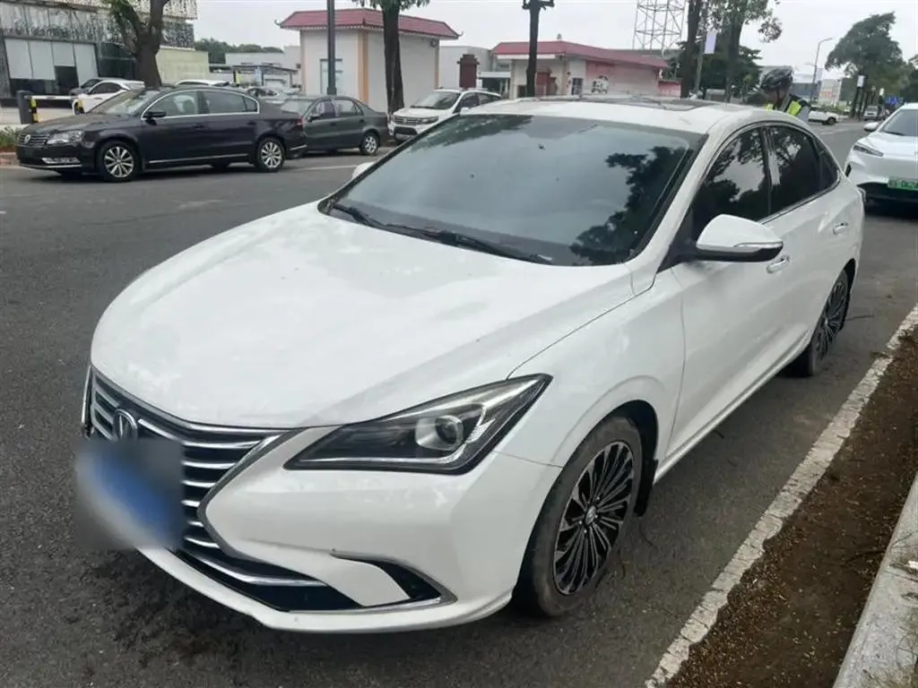 Changan Eado 2018 Eado High Energy Edition 1.6L GDI Manual Front Type National V — photo 1