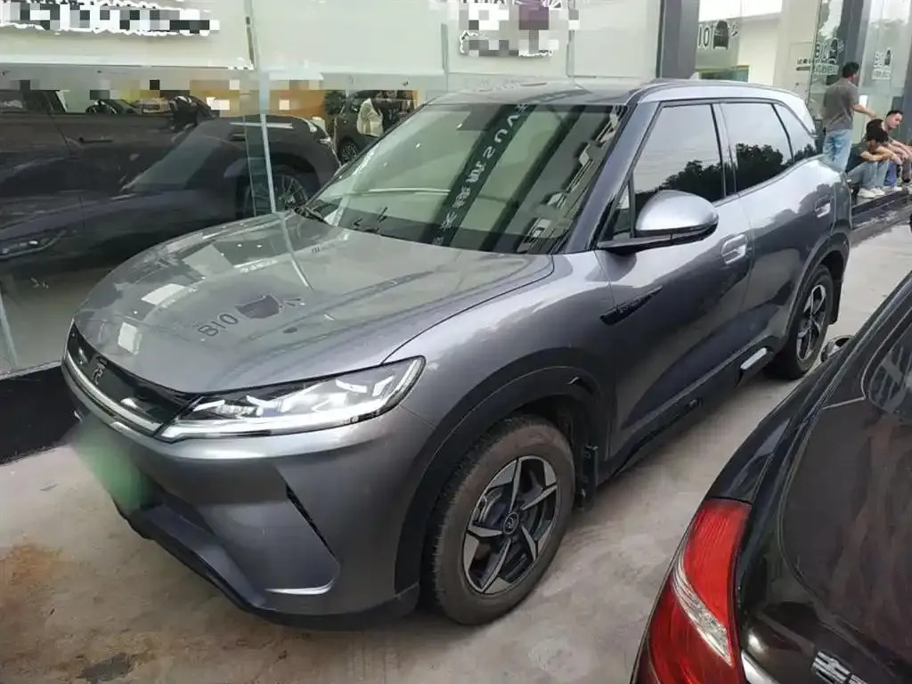 BYD Yuan UP Yuan UP 2024 301KM Leading Model — photo 1
