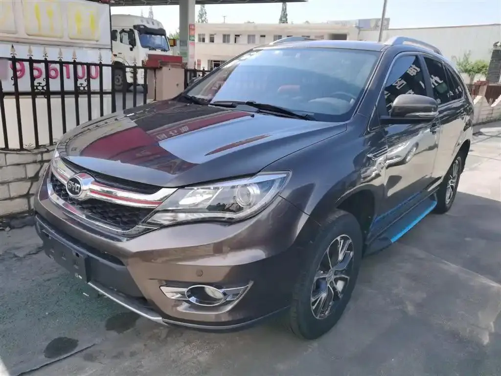 BYD S7 S7 2017 1.5T Manual Premium Edition — photo 1
