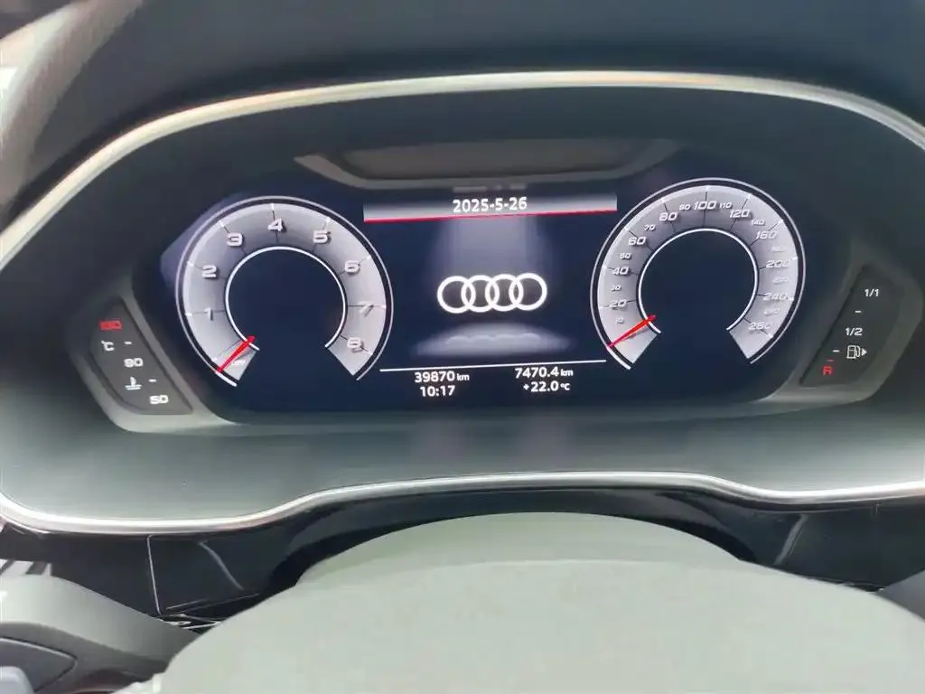Audi Q3 Sportback Q3 Sportback 2020 45 TFSI quattro Luxury Edition — Ver foto 3