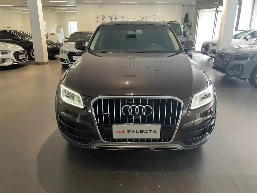 Audi Q5 Q5 2017 Plus 40 TFSI Comfort Edition — photo 1