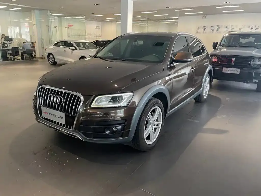 Audi Q5 Q5 2017 Plus 40 TFSI Comfort Edition — Смотреть фото 3