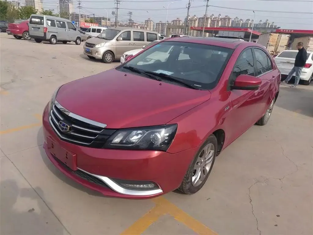 Geely Emgrand Emgrand 2016 Sedan 1.3T CVT Up Edition — photo 1