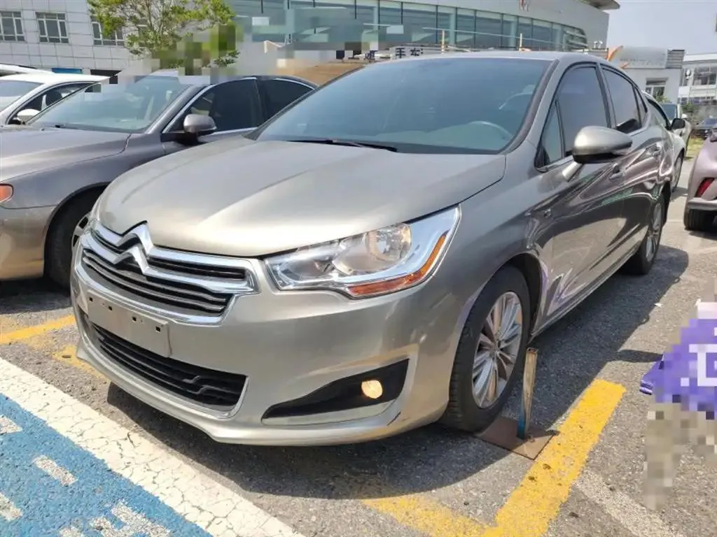 Citroen C4L C4L 2013 1.8L Automatic Enjoy Edition — photo 1