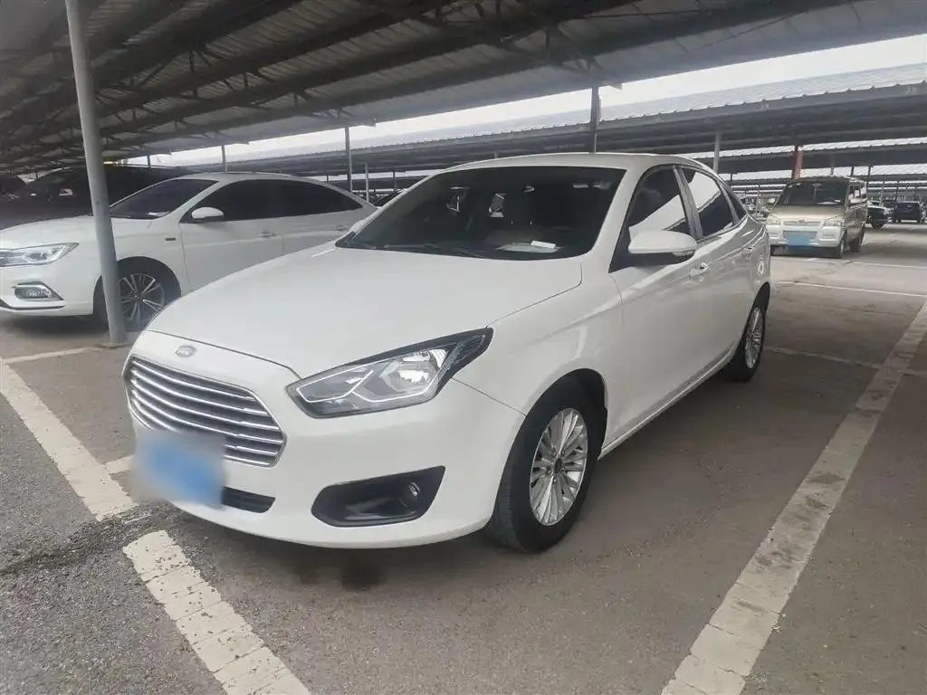 Ford Escort Escort 2017 1.5L Manual Comfort — photo 1