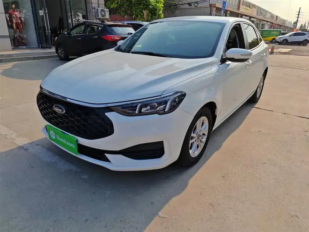 Ford Escort Escort 2021 1.5L Automatic Gold Edition — photo 1
